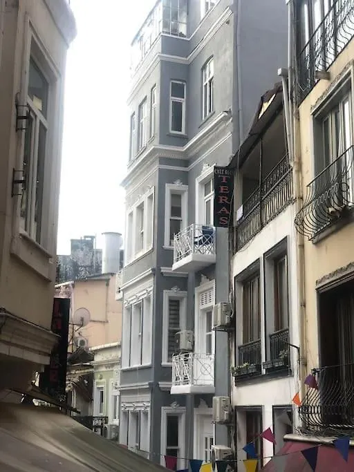 Mateo Lejlighed Istanbul 0*,